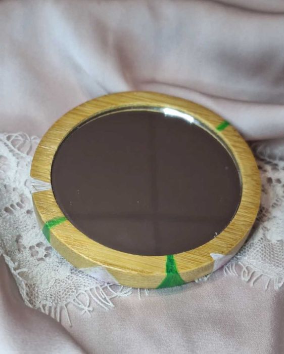 Ръчно рисувано бамбуково огледало