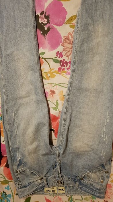 Намалени! Дамски дънки little big