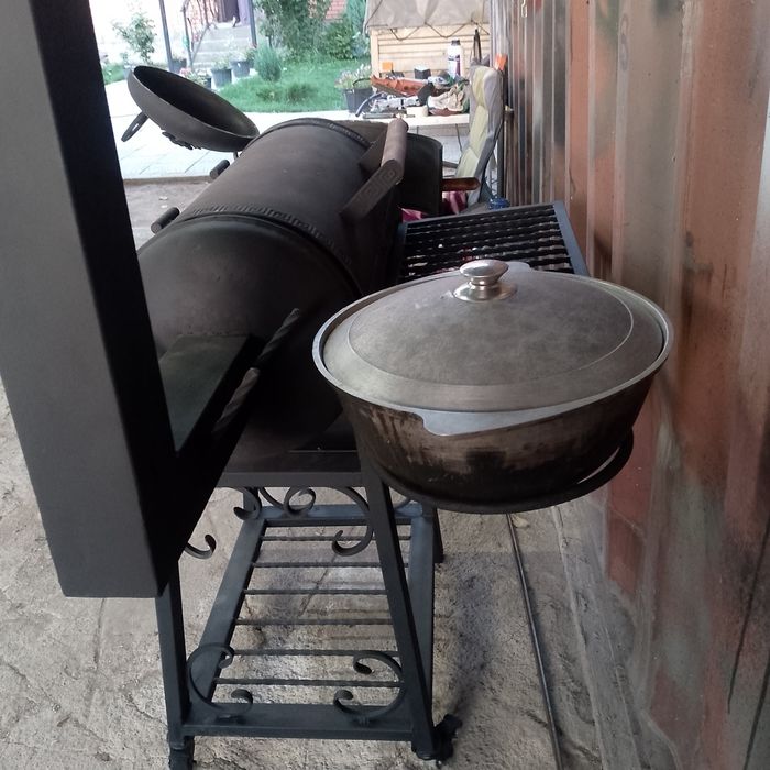 Продам мангал смокер