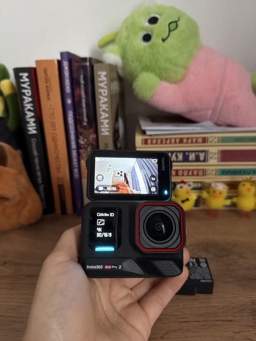 продам insta360 ace pro 2