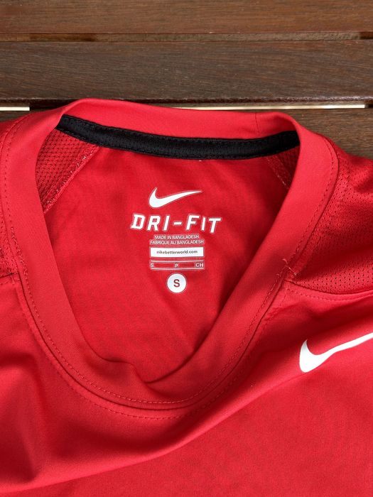 Мъжка тениска Nike Dri-FIT - размер S, Отлично състояние