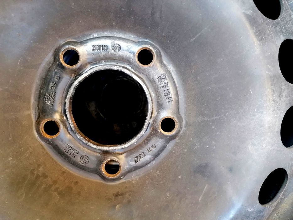 Стоманнени джанти 16 ки и гуми 215/60/16