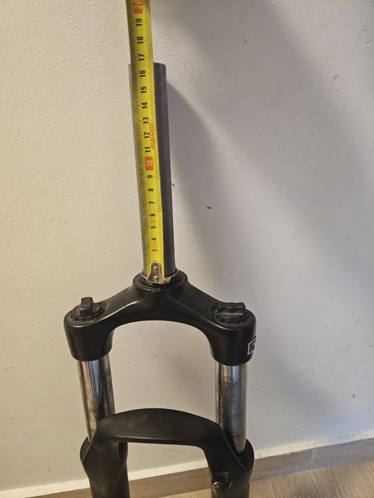 Furcă suspensie SR Suntour XCM 26"