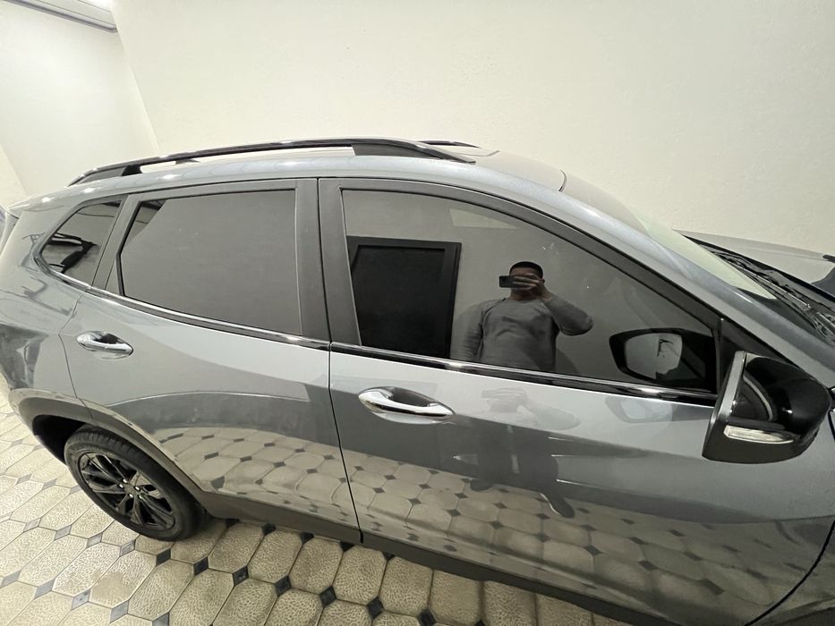 Tracker 2 2025 premier