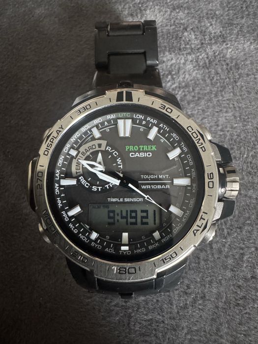продам часы Casio ProTrek  PRW-6000