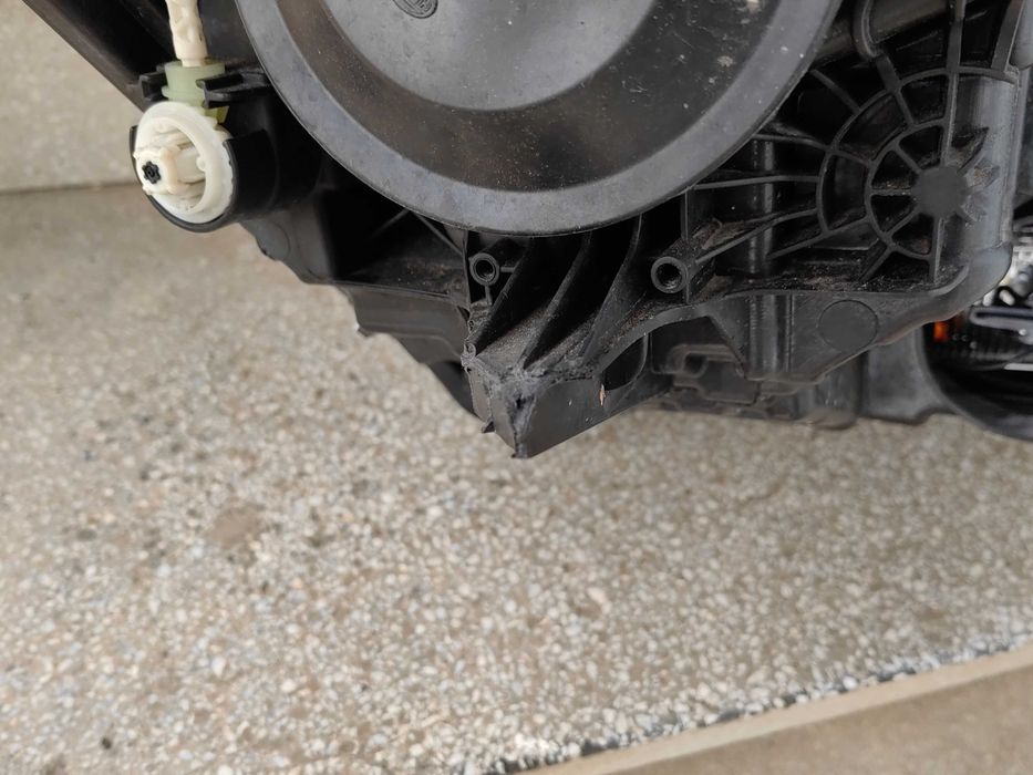 Фар VW Crafter ляв / Фар Крафтър /Фар MAN Оригинален