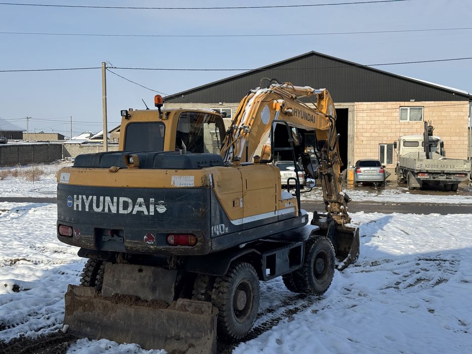 Аренда Хундай 140