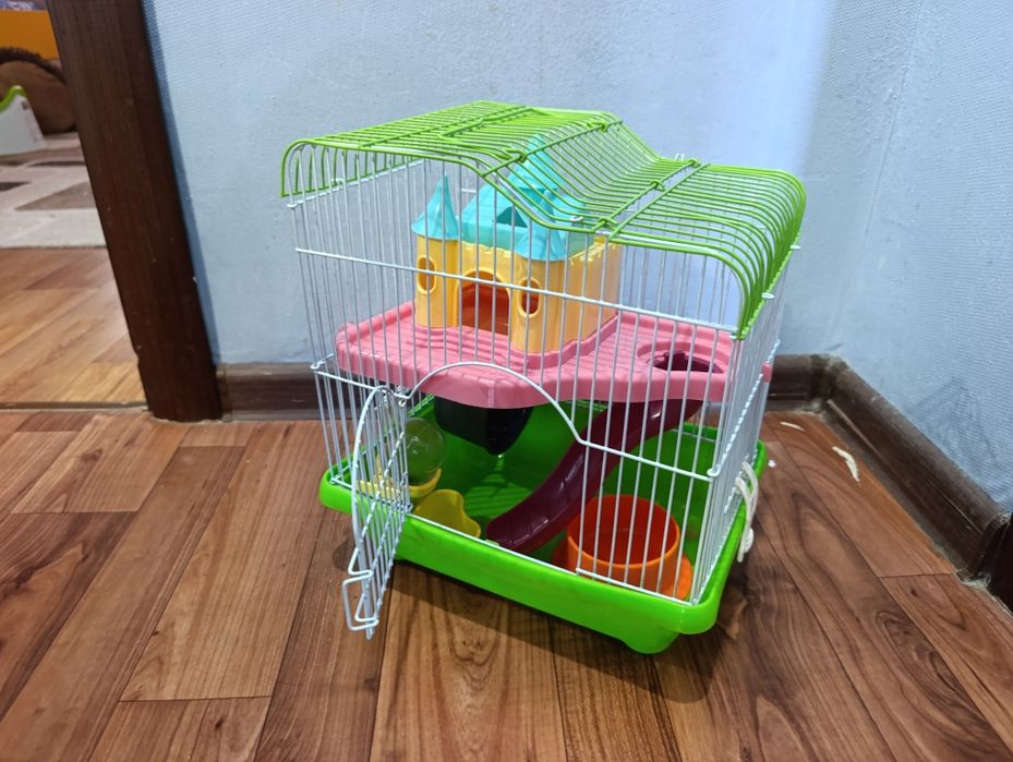 Продам клетку для хомяков