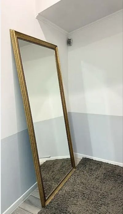 Зеркало мебельь новый