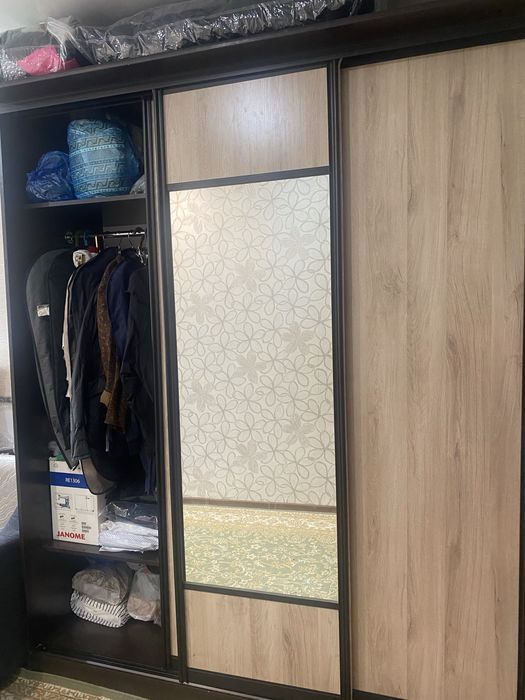 Продам шкаф купе.