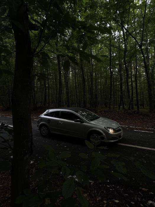 Opel astra h gtc