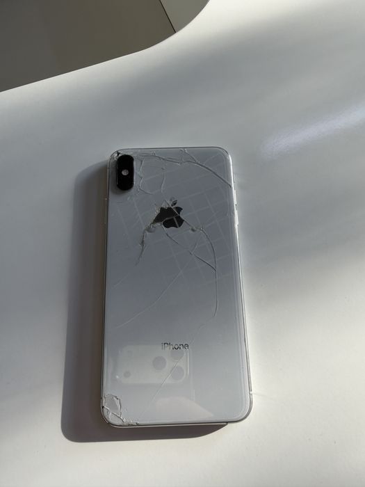 Iphone xs max o’zi