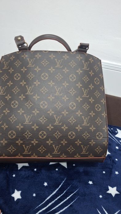 Geanta Louis Vuitton