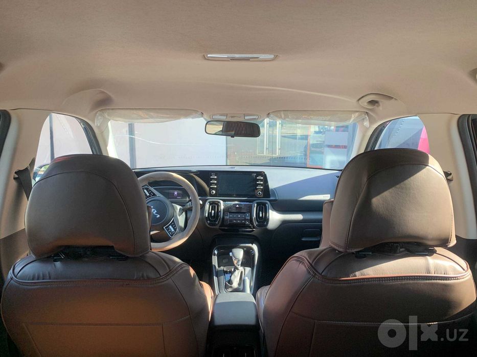 Продам свой автомобиль KIA SONET LUXE 2025 года с пробегом 18000