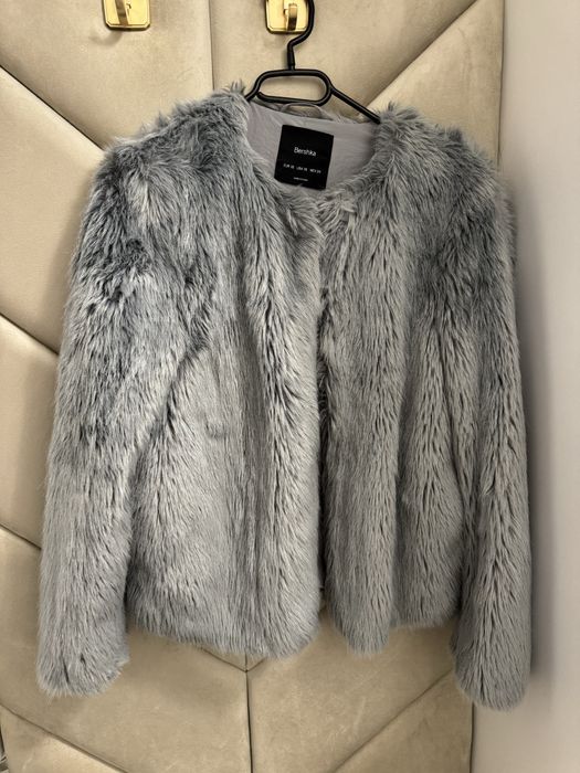 Дамско пухено палто Bershka