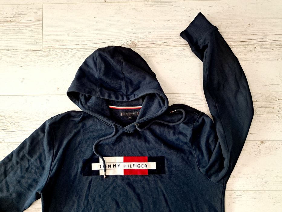 Tommy Hilfiger-Ориг. Суичър
