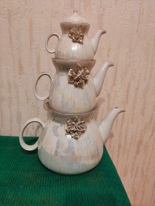 Продам набор чайников