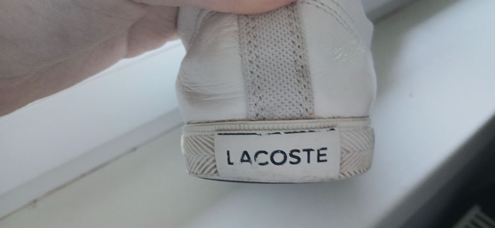 Teniși lacoste din piele alba