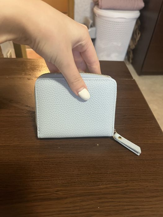 Портмоне в бебешко син цвят