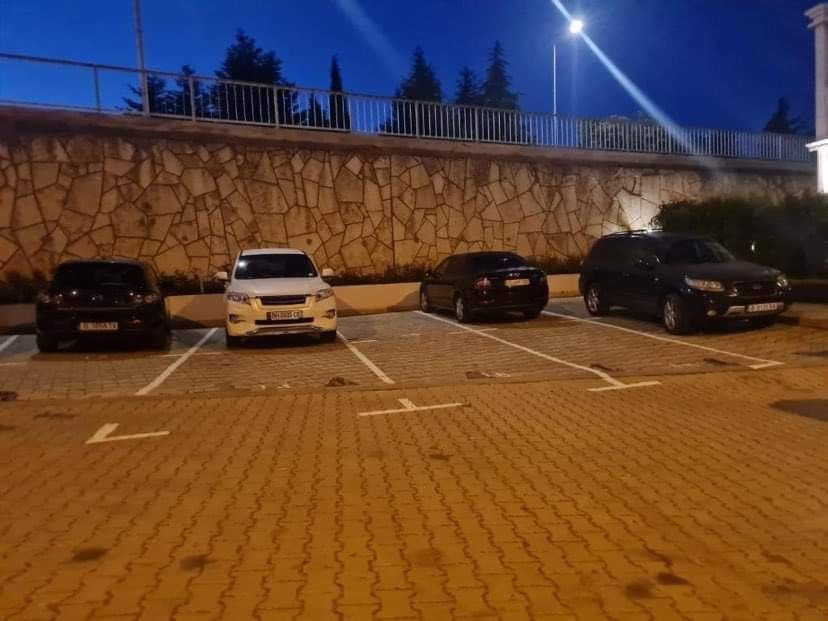 Дава се под наем Тристаен апартамент в Варна, м-т Траката - 70 кв.м за 750 € - Снимка #12