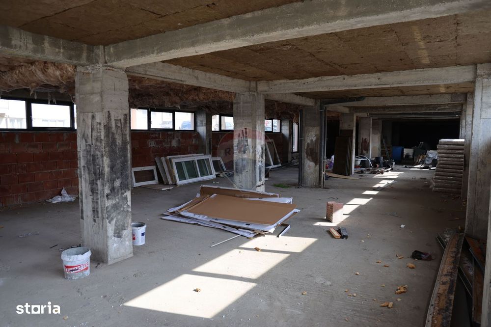 Spațiu comercial de 317mp de vânzare