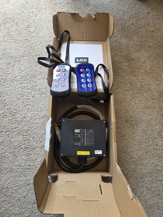 Telecomanda 6 butoane  lift, troliu forestier.