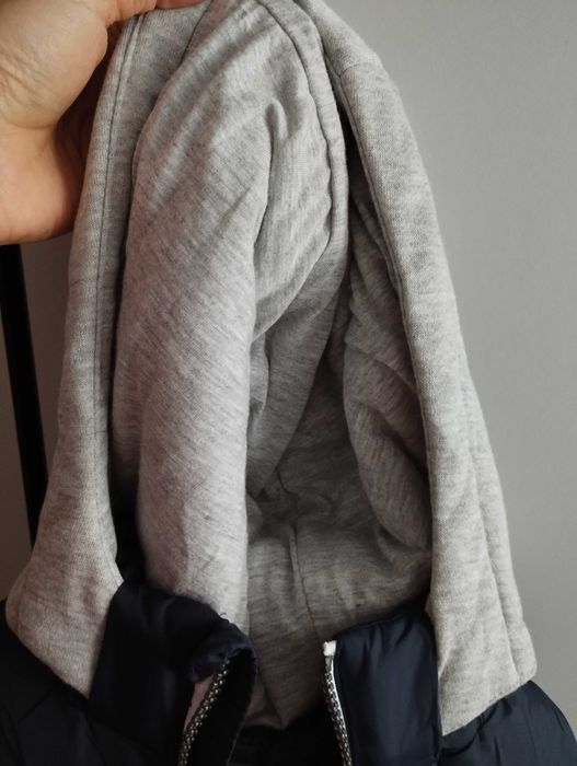 Елек H&M размер 122/128.