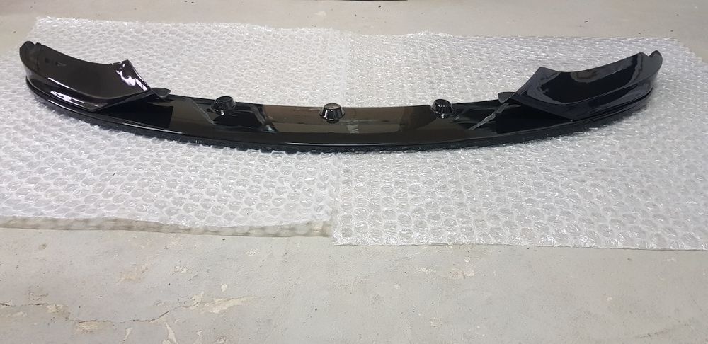 Преден лип спойлер за бмв ф32 ф33 ф36 м тех / bmw f32 f33 f36 lip spoiler m tech / добавка за предна броня със сплитери / нож