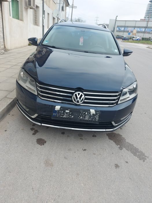 Стъкло за задна дясна врата наVw.pasat вариант комби 2013г 2000-140ps.затъмнено на 90%   с фолио с 10 год.гаранция.