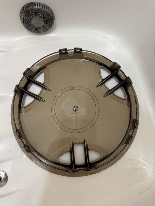 Продаю оригинальные колпаки на ВАЗ