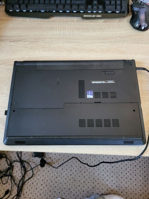 Laptop Dell Vostro 3558 , Intel Pentium 3825U , 8 GB  , ssd 120 GB  , 15.6 "