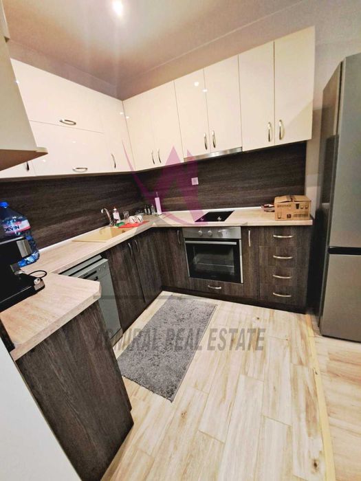 Дава се под наем Тристаен апартамент в Варна, Победа - 90 кв.м за 700 € - Снимка #4