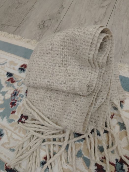 Куртки Всё по 2000 тг