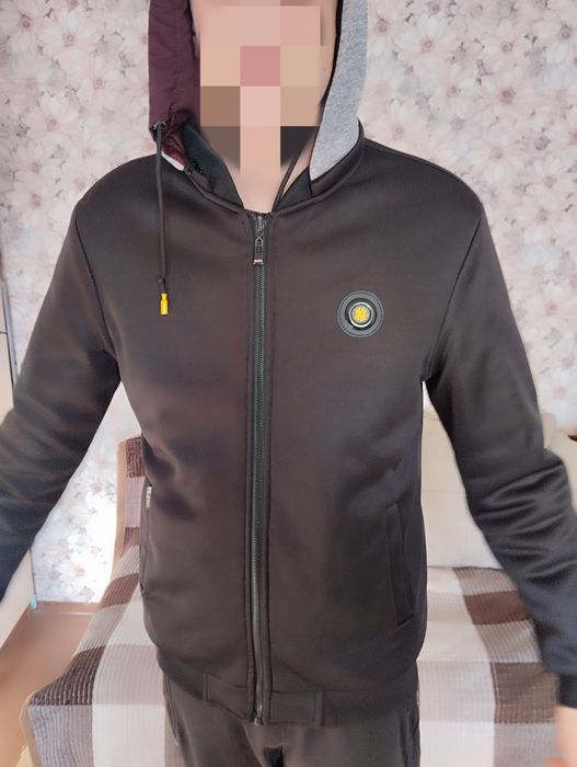 Продам весна-осень куртка на парня