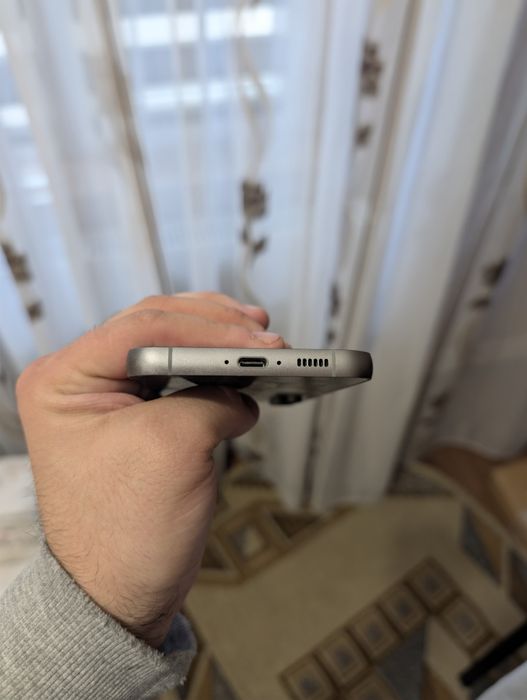 Samsung Galaxy S23 FE 5G 128GB 8GB RAM NOU Garantie !