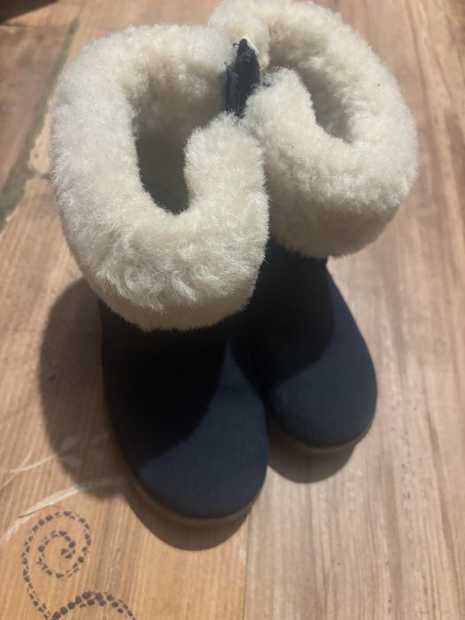UGG детски ботушки 25