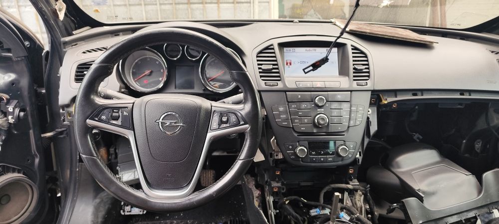 Опел инсигниа 2.0 cdti само на части