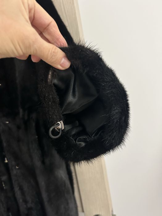 Продам норковую шубу