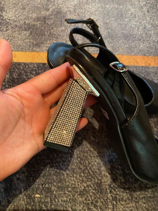 Продам каблук красивые