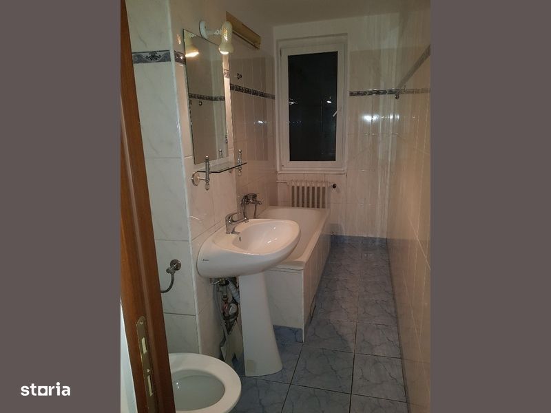 Garsoniera Drumul Taberei 5 minute metrou Romancierilor