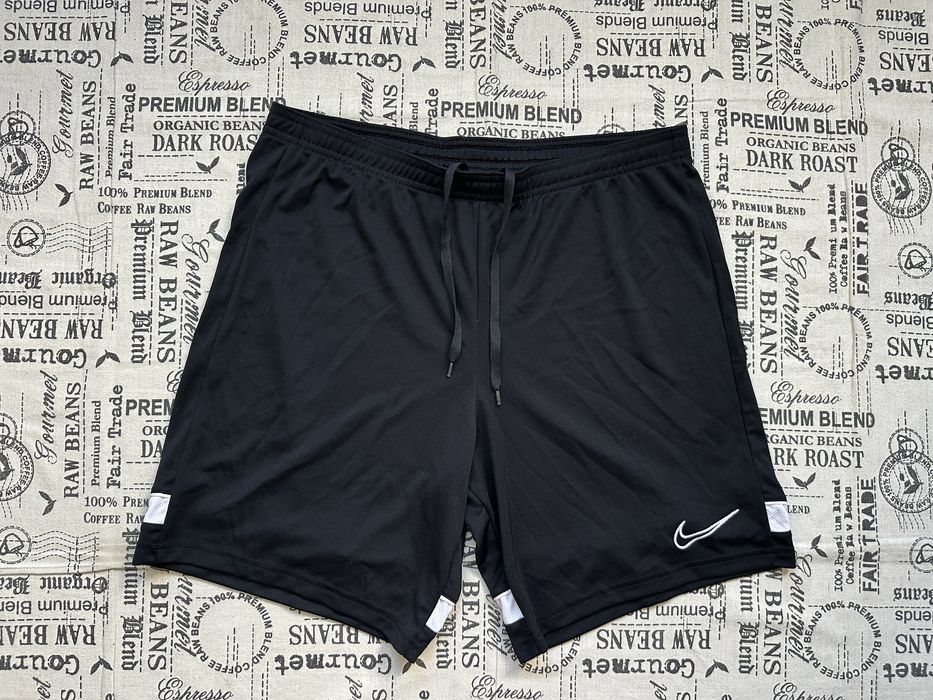 Nike original къси гащи шорти.L