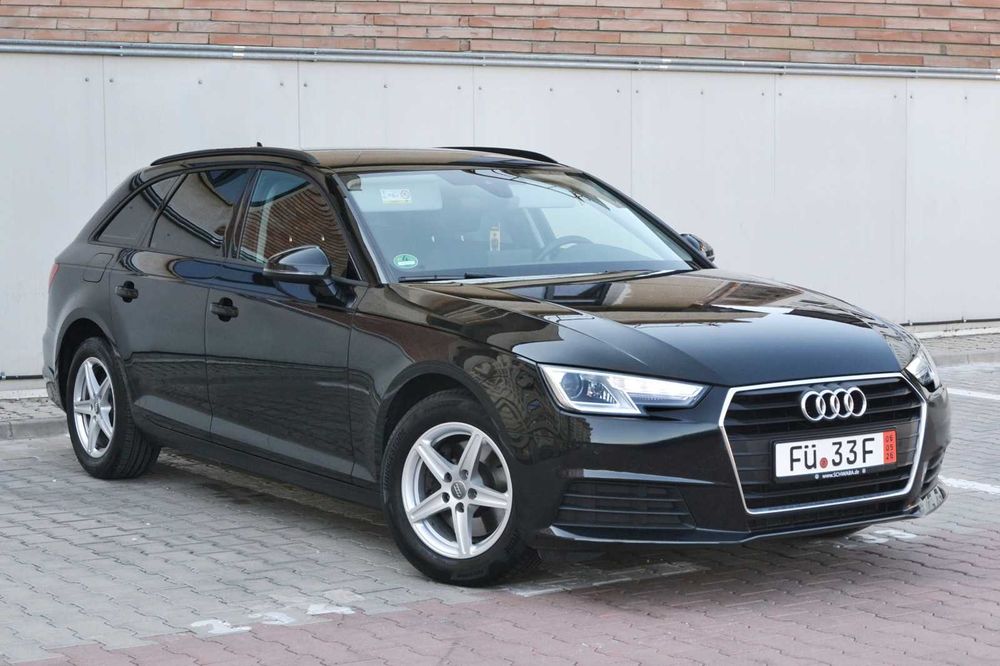 AUDI A4 2019 / Bi_xenon / Navi / FACELIFT / Automata