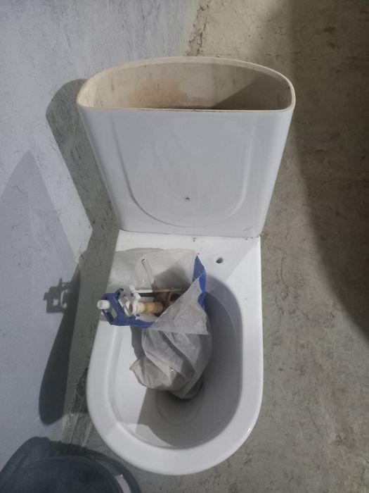 Продам унитаз бу