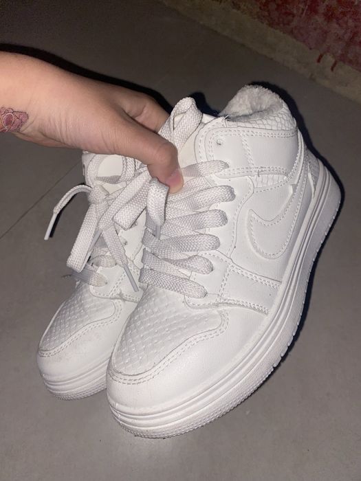 Белый найк красовки