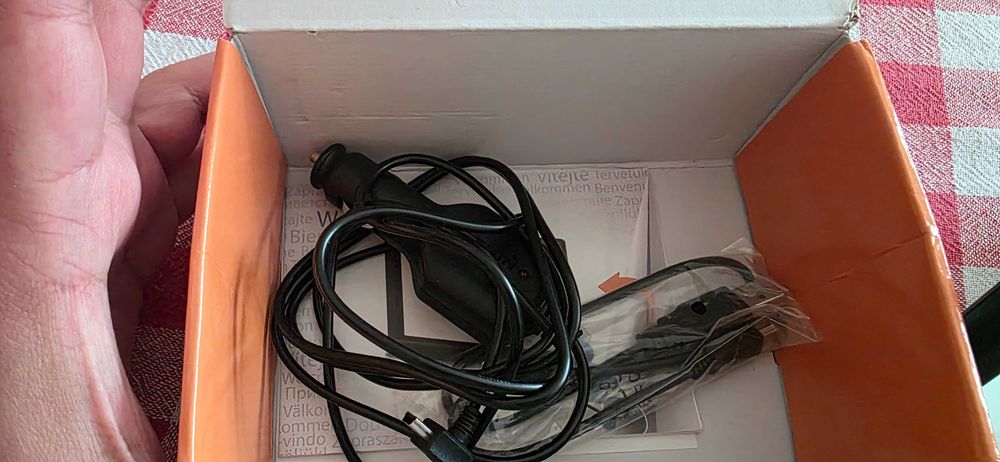 Навигация Garmin Nuvi 65 6 инча най-новите карти за цяла Европа и Турция пълен комплект