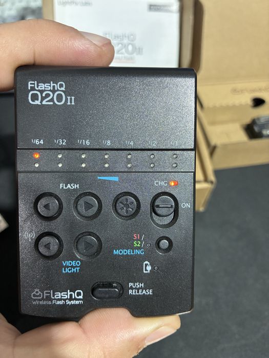FlashQ Q20II LightPix Lab