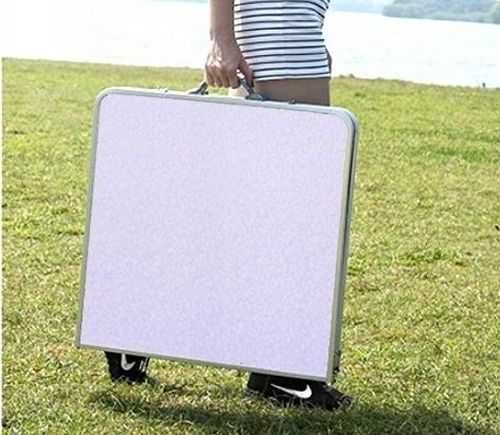 Сгъваема маса за къмпинг 60/120 с 4бр столове и отвор за чадър