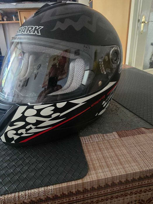 Каска за мотор SHARK
