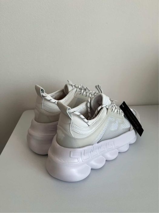 Ultima Pereche Versace Chain Reaction Marimea 44