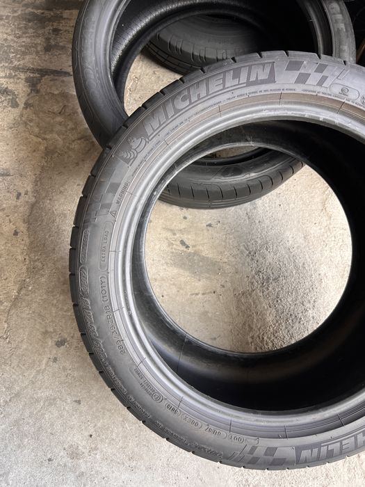 4 anvelope vara 285/35/18 + 255/40/18 , Michelin !